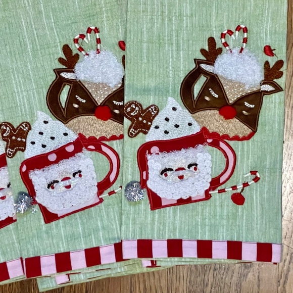 NWT WORLD MARKET Green Santa and Reindeer Cocoa Embroidered Kitchen Towel Set - Picture 3 of 4